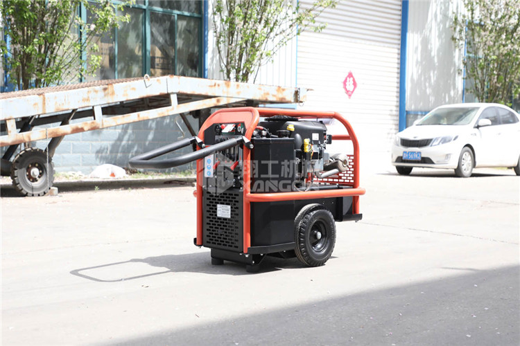 雙(shuāng)回路液(ye)壓動力(li)站 (1).jpg 雙回(huí)路液壓(ya)動力站(zhan) (1).jpg