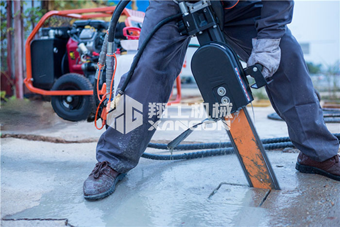 液(ye)壓鍊鋸 液(yè)壓鍊鋸