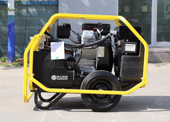 液(yè)壓動力站(zhan)