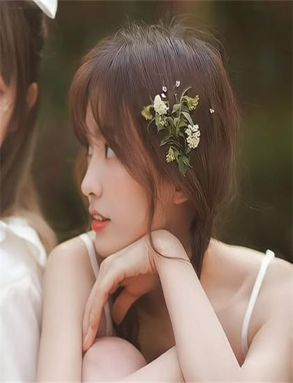 《快乐00后之人小鬼大》的技术突破：后期制作实现推动行业发展的技术创新 为电影艺术注入新活力